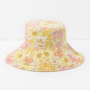 Floral Road Tripper bucket hat